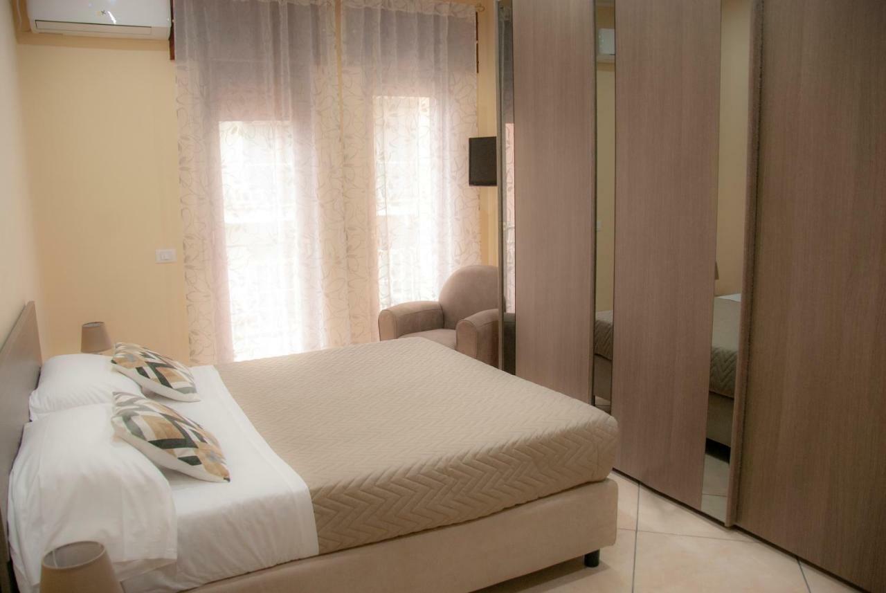 Sorrento Comfort House Con Piscina Екстериор снимка